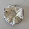 Goma para el pelo de cuadros florales para primavera y verano con botones de color contrastante y lazo, accesorio de alta gama para el cabello para mujer, estilo nuevo