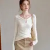 Suéter de Punto Khaki Francés con Cuello en V Retorcido y Mangas Largas para Mujer Primavera Otoño Adelgazante Temperamento Capa Base para el Trabajo de Moda