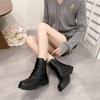 Botas Retro de Suela Gruesa para Mujer 2025 Nuevo Invierno Forradas de Felpa Versátiles a la Moda de Suela Plana Suela Gruesa Suela Blanda Botines
