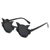 Nuevas gafas de sol de moda con dibujos animados de lobo gris para niños, lindo marco de color de personalidad para bebé, gafas de sol de color de contraste, forma linda, gafas de pasarela