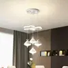 Novo 2025 Minimalista Italiano Moderno Simples Design de Quatro Lâmpadas Luxo Leve Atmosfera de Alto Padrão Novo Lustre
