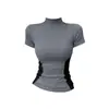 Estilo nuevo transfronterizo diseño de color contrastante con hombros descubiertos y cuello medio alto conjunto ajustado camiseta para mujer top ajustado de manga corta con cuello en V