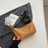 Bolsa feminina 2023 Verão novo estilo coreano moda simples estilo ocidental bolsa de ombro simples moda crossbody bolsa axila para as mulheres