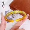 Tienda de Oro Mismo Estilo Arena Dorada Esmalte Flor Colorida Ruyi Pulsera Flor Antigua Dorada Pulsera de Flor Totalmente Colorida Venta al por Mayor