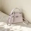 Bolso 2026 Estilo Nuevo Diseño de Nicho Moda Bolso de Viaje Bolso de Hombro Bolso Cruzado Venta al por Mayor de Nicho
