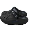 Sapatos furados masculinos 2026 verão exterior antiderrapantes resistentes ao desgaste chinelos de bico fechado uso duplo para dirigir com sensação macia sandálias de praia