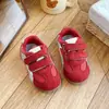 Zapatos Deportivos para Niñas 2026 Otoño Nuevo Estilo Antideslizantes Zapatos de Entrenamiento Alemanes Zapatos Individuales Niños Gamuza Estampado de Leopardo Casual Versátil