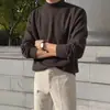 Suéter de Gola Alta Meia-Boca para Homens e Mulheres, Corte Solto Estilo Coreano, Camisa Base Tricotada Preta Engrossada Tendência para Primavera, Outono e Inverno