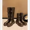 Botas de cuero genuino de 6 cm de suela gruesa hasta la rodilla para mujer con hebilla de cinturón, botas largas ajustadas, botas estilo western Martin, botas de montar con tacón grueso