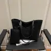 Bolso de Hombro Sencillo 2026 Primavera Nuevo Bolso de Gran Capacidad Moda Textura de Moda Bolso Tote Personalizado para Mujer