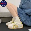 Zapatillas retro de malla transpirable en dos tonos para mujer, nuevo estilo primavera/otoño 2026, lindas y originales, favorecedoras y elegantes.
