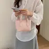 Bolso de Moda y Tendencia Tipo Cubo para Mujer 2026 Nuevo Elegante Versátil Bolso Cruzado con un Toque de Lujo para Salidas