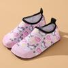 Venta directa de fábrica, zapatos de playa para niños, antideslizantes, resistentes al desgaste y transpirables, calcetines de suelo para interiores anticorte, calcetines para enterizos