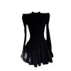 Vestido de punto Hepburn Style Negro Cuello medio alto Abrigo de otoño e invierno para mujer Entallado a la cintura Falda abullonada
