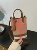 La Bolsa para Teléfono de Estilo Coreano de Moda de Este Año, de Nicho Retro de Gama Alta con Bloques de Color, es Versátil para el Trayecto Diario y Tiene un Elegante Diseño para Llevar en la Mano y Cruzada para Mujer