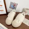 Zapatos Blancos de Leche de Suela Gruesa para Mujer, Feos y Lindos Primavera Nuevo Chic Nicho Velcro Zapatos Pan de Dedo Gordo Tenis de Estudiante