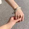 Aprobación Directa de Fábrica de Pulsera Natural de Jade Cuixue del Tianshan para Mujer Diversidad de Patrones de Color en stock