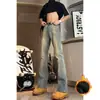 Forrados de polar y engrosados, ambiente otoño/invierno, pantalones vaqueros azules retro, nuevo estilo moderno para hombre, versátiles de corte ajustado, ligeramente acampanados, pantalones de pierna recta