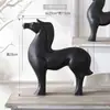 Ornamento de Cavalo de Guerra Cerâmico Minimalista Nórdico Preto e Branco para Sala de Estar, Sala de Jantar, Hall de Entrada, Bar de Vinhos, Hall de Entrada, Armário Divisório, Decoração de Designer