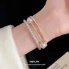 Pulsera Abierta de Perlas Irregulares de Tres Capas Incrustada con Diamantes, Pulsera de Estilo Palacio Retro, Lujo Ligero, Gama Alta, Joyería Elegante para la Mano para Mujeres