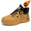Botas Martin Forradas com Lã de Inverno Sapatos Masculinos Retro Britânicos Sapatos de Trabalho Tênis Versáteis da Moda Botas Curtas Quentes Espessadas Sapatos de Algodão