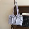 Bolsas Transfronteiriças para Mulheres no Verão, Bolsas de Balde Plissadas de Nylon Listradas de Ombro Único de Alta Qualidade, Bolsas de Nicho Portáteis e Versáteis para Mulheres