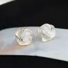 Brincos de Clipe de Camélia Suave Sem Furo para Repelente de Mosquito com Esmalte de Alta Qualidade, Brincos Femininos Estilo Luxo Leve Francês