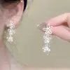 Pendientes de aguja de plata S925 con circonitas brillantes y exquisitas para mujer, ligeros, lujosos y elegantes, de alta gama, populares entre las celebridades de Internet, que combinan con todo.