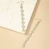 Verano Nuevo Venta Caliente Color Fresco Pequeño Pendientes de Margarita Pequeña Celebridad de Internet Femenina Moda Elegante Pendientes de Botón de Flor para Viajar
