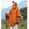 Chaqueta Corta con Capucha Casual de Moda para Exteriores 2025 Otoño Nueva Chaqueta de Montañismo Moda Versátil Moda