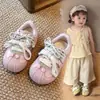 Zapatos de Lona para Bebé Niña 2026 Primavera y Otoño Estilo Coreano Zapatos Deportivos Zapatos Casuales para Niñas Zapatos Individuales Zapatos para Caminar de Bebé Pequeño