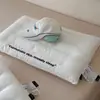 Atacado do Fabricante Travesseiro de Fibra Travesseiro Baixo Travesseiro para Adultos Núcleo de Travesseiro Individual Dormitório de Estudante Pacote Único Travesseiro Baixo Doméstico Não Colapsa
