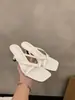 Chanclas elegantes estilo francés Chuyuji, zapatos de hada para uso exterior, nuevas sandalias de tacón alto de verano 2026