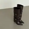 Primeiro Encontro Ji Bico Fino Fivela de Cinto de Metal Rebites Botas de Cowboy Ocidentais Retrô Salto Alto Cavaleiro Garota Picante Pernas de Bota Alta