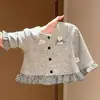 Cárdigan de punto para niña de primavera con retazos de cuadros y volantes, elegante y moderno conjunto de abrigo de otoño estilo coreano para bebé niña