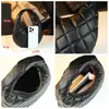 Bolso de Mano de Media Luna 2026 Nuevo Modelo Estilo Chanel Moda Diseño de Nicho Bolso de Hombro Debajo del Brazo Piel Genuina Lujo Ligero Acolchado Bolso para Mujer