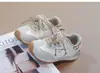 Zapatos para niña zapatos de papá 2026 nuevo modelo zapatillas de correr para niños transpirables versátiles zapatillas de correr para niñas ligeros zapatos Forrest Gump
