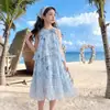 Vestido de Verão Novo 2026 para Meninas, Estilo Princesa de Luxo, Gola Halter, Estampa Floral, Adequado para Férias na Praia e Litoral