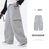 Calça Jogger Cargo Esportiva Cinza Reta com Cordão Estilo Coreano Outono para Meninos 2026 Nova Calça Solta Infantil para Estudantes