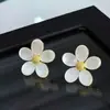 Pétalos de Gelatina Blancos, Súper de Hada y Dulces, Pendientes Elegantes con Agujas de Plata, Simples y Versátiles, Pendientes Únicos con Aguja de Plata