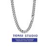 Collar masculino cubano de acero de titanio Wang Jiaer con cadena para clavícula de chicos hiphop joyería de acero de titanio que no se decolora