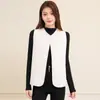 Outono e Inverno 2025 Novo Colete Quente de Cor Pura Moda para o Dia a Dia Cardigan com Enchimento de Seda Colete sem Mangas Top para Mulheres