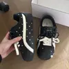 Zapatillas de entrenamiento alemanas con diseño de estrellas y puntos para mujer, nuevas de otoño 2026, zapatillas versátiles de suela gruesa con un diseño único, zapatos casuales deportivos