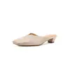 Pantuflas de piel de oveja de tacón alto de verano, zapatos de suela blanda de talla grande, sandalias cómodas y versátiles, pantuflas de puntera cerrada de tacón medio de nuevo estilo