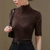 Camiseta básica de encaje negro para mujer con mangas de tres cuartos y cuello semi-alto, nueva colección otoño 2026, corte ajustado, adelgazante, camiseta de alta gama
