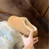 2026 Sapatos Birkenstock Inverno Mais Veludo Macio Espesso Pelo Sapatos Inverno Uso Externo Quente Slip-on Aumento de Altura Sapatos de Algodão Mulheres