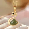 Prata de lei S925 banhada a ouro Jade Hetian único simples versátil temperamento Cisne Conjunto de corrente de pingente feminino