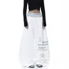 Suministrado directamente por el fabricante, pantalón de chándal con estampado de letras de diamantes de imitación estilo americano, dobladillo curvo de color contrastante, pantalones unisex de pierna ancha holgados para danza jazz, modernos