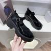 Zapatos Pequeños de Cuero para Mujer 2022 Primavera Nuevo Estilo Academia Británica Zapatos de Tacón Alto de Cuero Brillante Punta Redonda Suela Gruesa Zapatos Mary Jane para Mujer