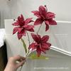 Venta caliente 3 cabezas doble pequeño Lirio asequible Lirio de Fuego flor de boda arreglo de flores camino plomo Fila de Epiphyllum exhibición de boda